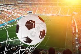 斯图加特vs法兰克福：努贝尔、昂达夫首发，堂安